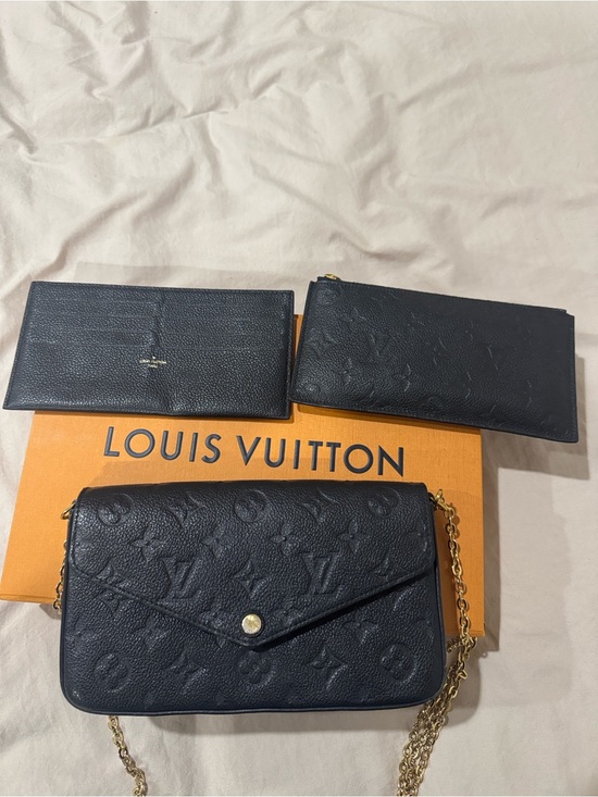 Louis Vuitton Handbags - Louis Vuitton Félicie Pochette in Monogram Empreinte Leather